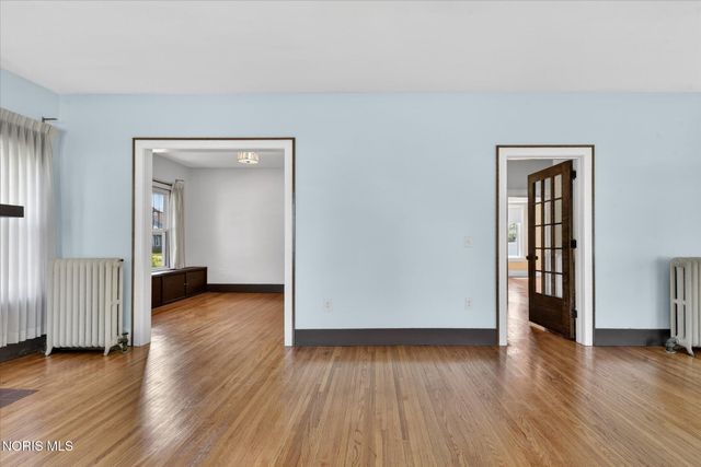 326 E Dudley Street, Maumee, OH 43537