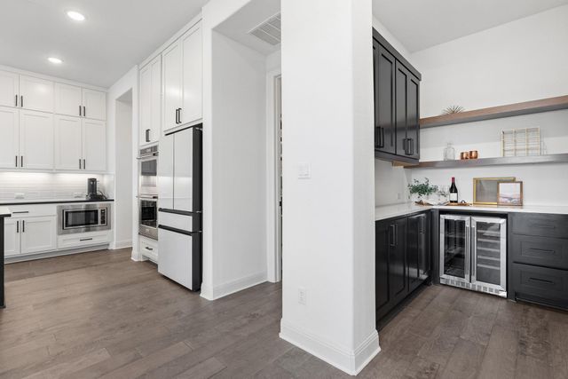 439 Wellborn RD, Liberty Hill, TX 78642