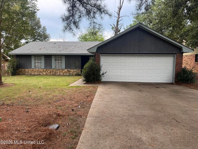 173 Thousand Oaks Circle, Jackson, MS 39212