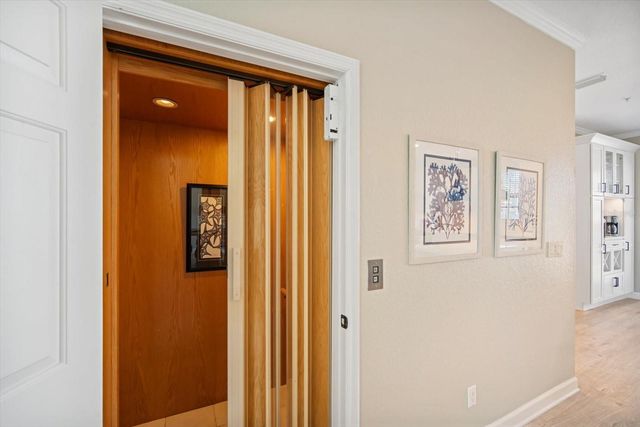 135 BATH CLUB CIRCLE, North Redington Beach, FL 33708