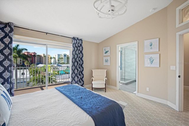 135 BATH CLUB CIRCLE, North Redington Beach, FL 33708