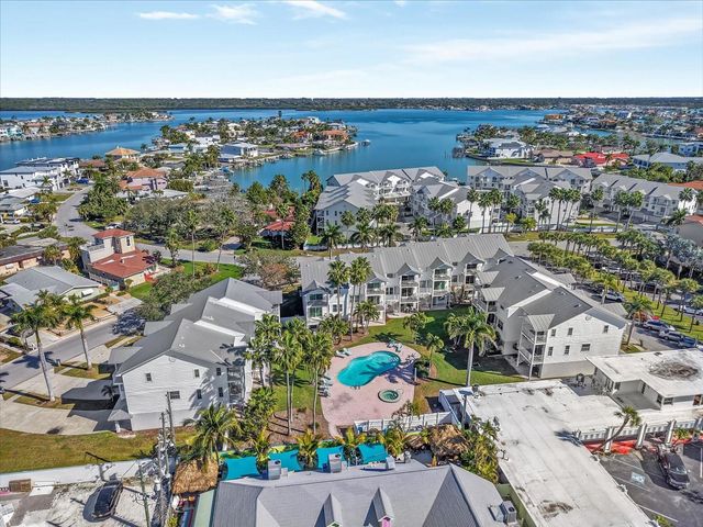 135 BATH CLUB CIRCLE, North Redington Beach, FL 33708