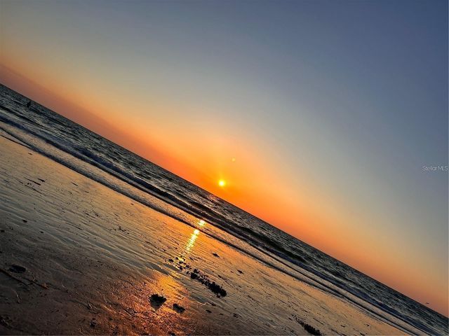 135 BATH CLUB CIRCLE, North Redington Beach, FL 33708