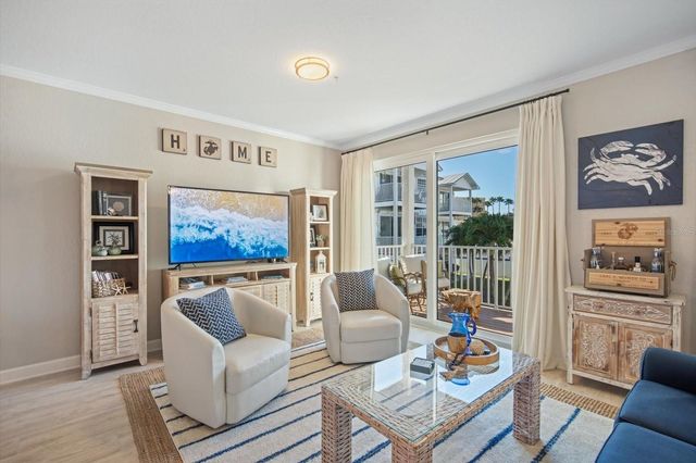 135 BATH CLUB CIRCLE, North Redington Beach, FL 33708