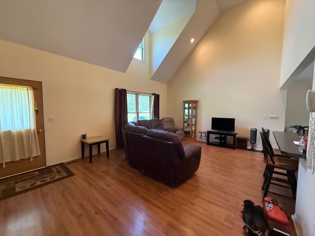 1225 W Sun Oil Road, Gladwin, MI 48624