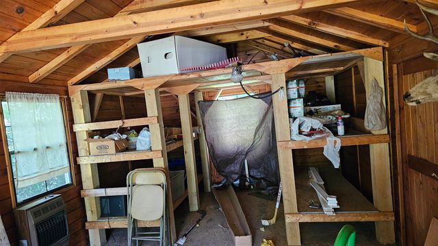1225 W Sun Oil Road, Gladwin, MI 48624