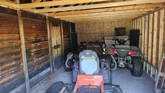1225 W Sun Oil Road, Gladwin, MI 48624