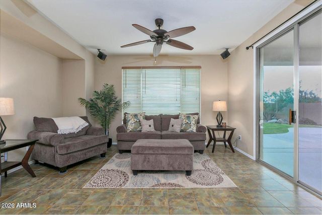 2023 W Shackleton Drive, Phoenix, AZ 85086