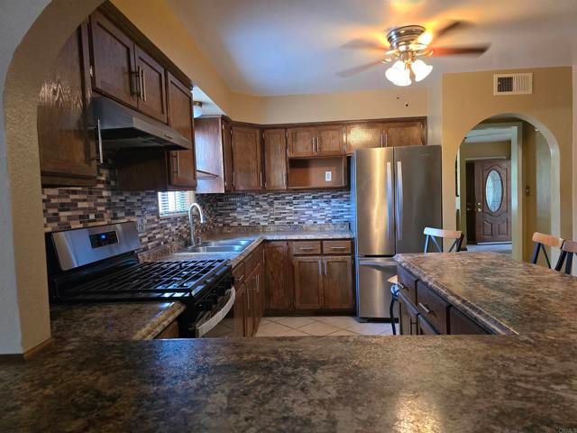 704 S H Street, Imperial, CA 92251