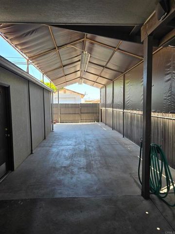 704 S H Street, Imperial, CA 92251