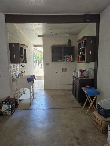 704 S H Street, Imperial, CA 92251