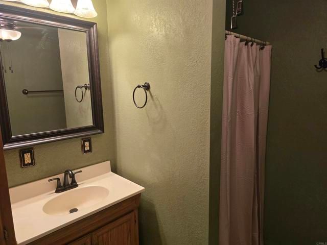 704 S H Street, Imperial, CA 92251