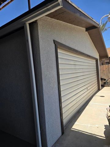 704 S H Street, Imperial, CA 92251