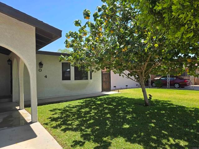 704 S H Street, Imperial, CA 92251