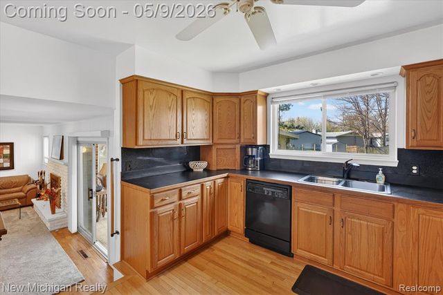4291 Hallmark Court, Flint, MI 48532