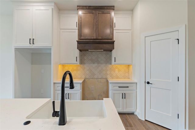 1925 Valley Ranch Road, Blanchard, OK 73010