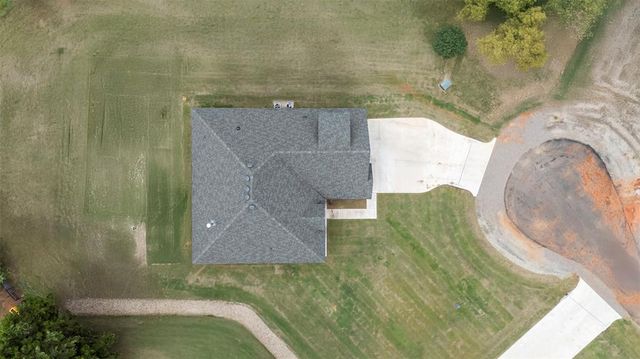 1925 Valley Ranch Road, Blanchard, OK 73010