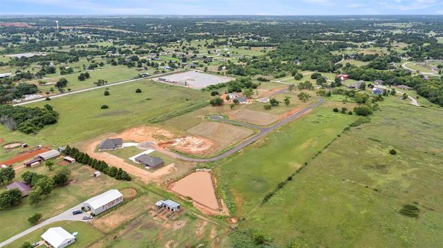 1925 Valley Ranch Road, Blanchard, OK 73010