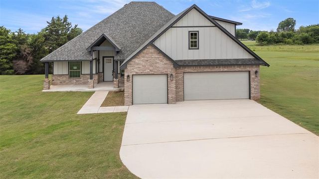 1925 Valley Ranch Road, Blanchard, OK 73010