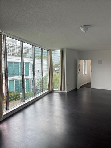 10178 Collins Ave 202, Bal Harbour, FL 33154