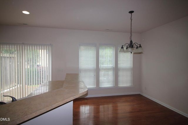 8709 Owl Roost Place, Raleigh, NC 27617