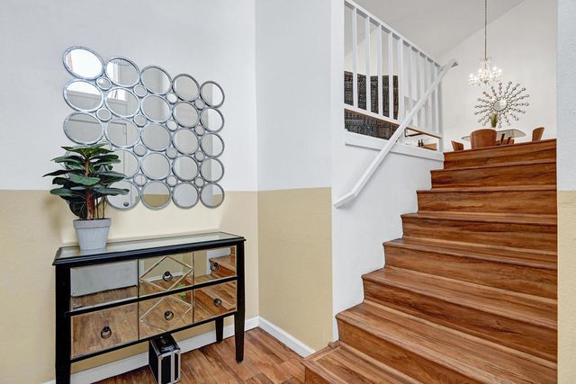 1348 S Camino Real, Palm Springs, CA 92264