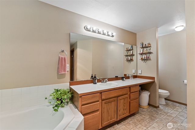526 Haywire Road, Winlock, WA 98596