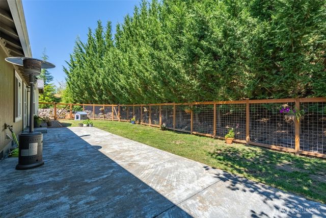 526 Haywire Road, Winlock, WA 98596
