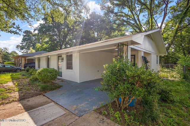 6548 George Washington Drive, Jackson, MS 39213