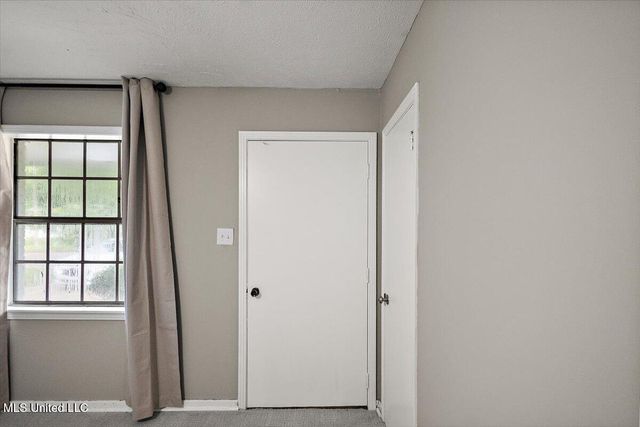 6548 George Washington Drive, Jackson, MS 39213