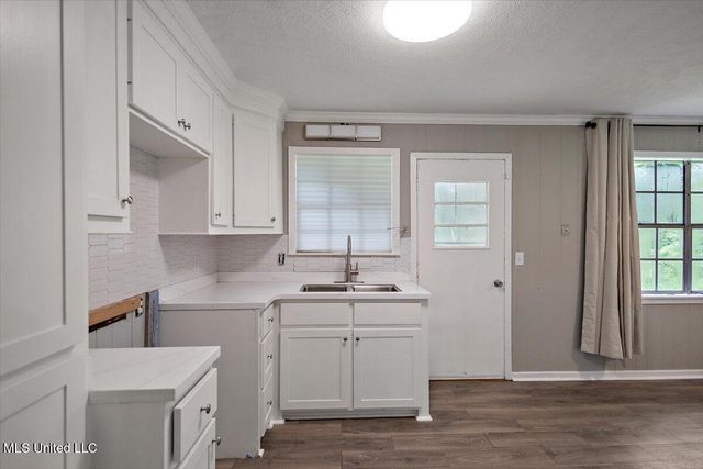 6548 George Washington Drive, Jackson, MS 39213
