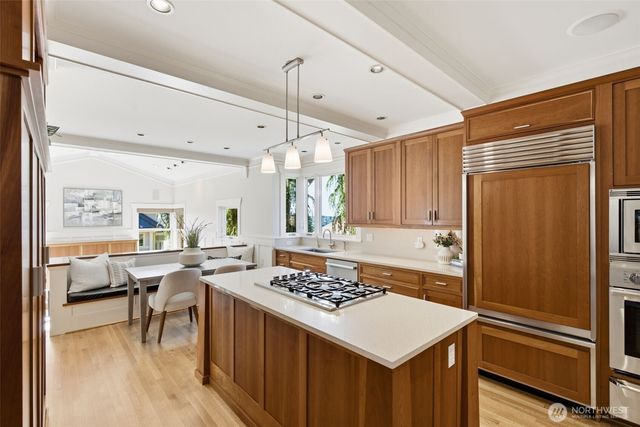 1625 7th Avenue W, Seattle, WA 98119