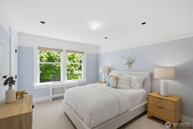 1625 7th Avenue W, Seattle, WA 98119