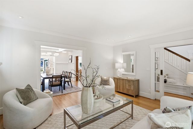 1625 7th Avenue W, Seattle, WA 98119