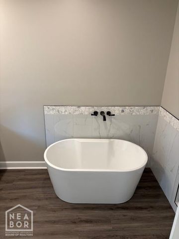 6060 Whitecliff Drive, Jonesboro, AR 72405