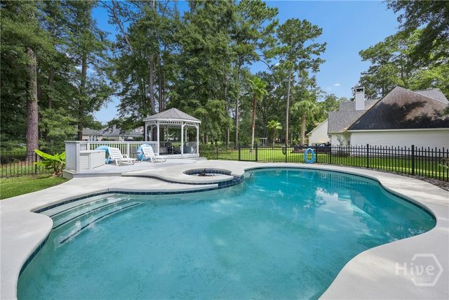 43 Heron View Court, Richmond Hill, GA 31324