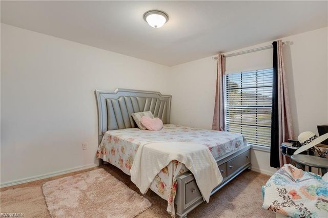 824 Umber DR, Fort Myers, FL 33913