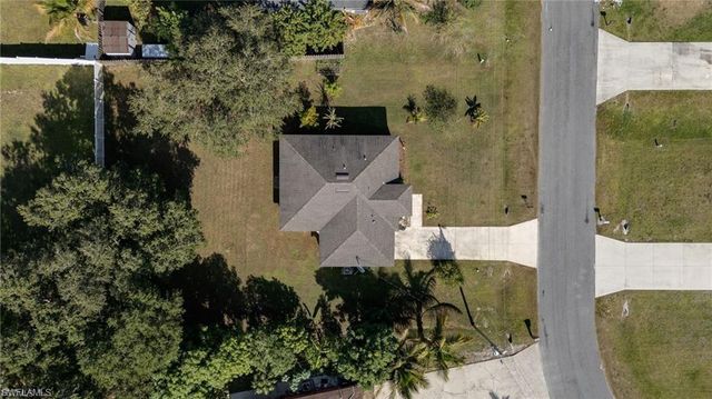 824 Umber DR, Fort Myers, FL 33913