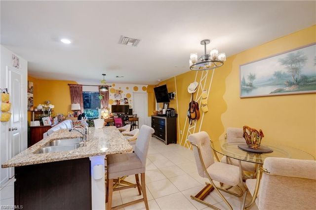 824 Umber DR, Fort Myers, FL 33913