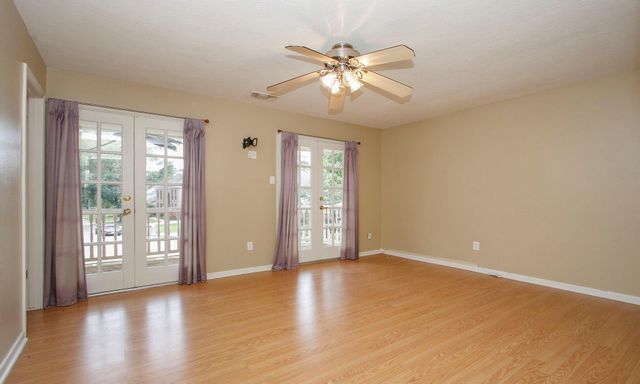 16114 Kempton Park Drive, Spring, TX 77379