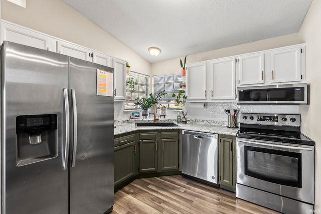 6709 Goldenrod Place, Fort Wayne, IN 46835