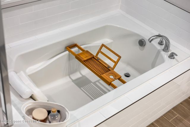 6765 Canterbridge Drive, Vero Beach, FL 32967