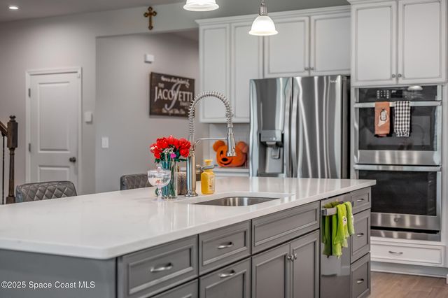 6765 Canterbridge Drive, Vero Beach, FL 32967