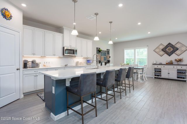 6765 Canterbridge Drive, Vero Beach, FL 32967