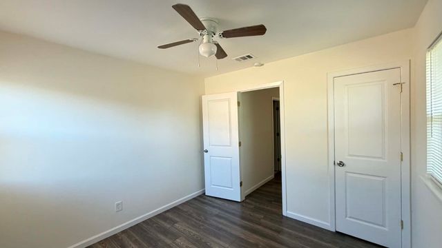 4247 Clark College Drive, Dallas, TX 75241