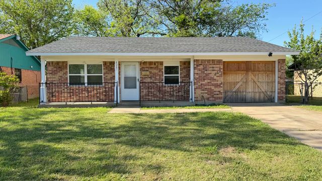 4247 Clark College Drive, Dallas, TX 75241