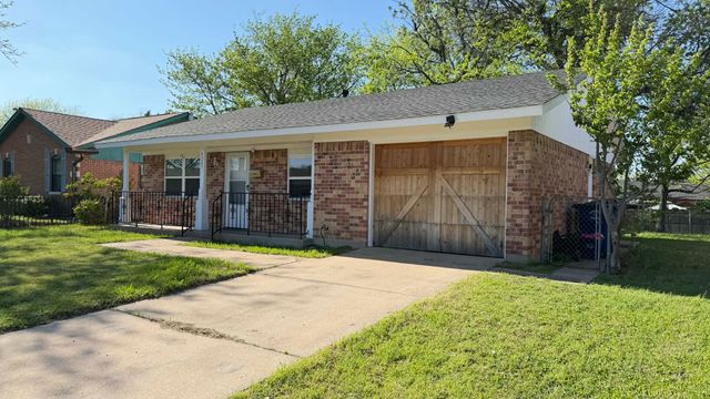 4247 Clark College Drive, Dallas, TX 75241
