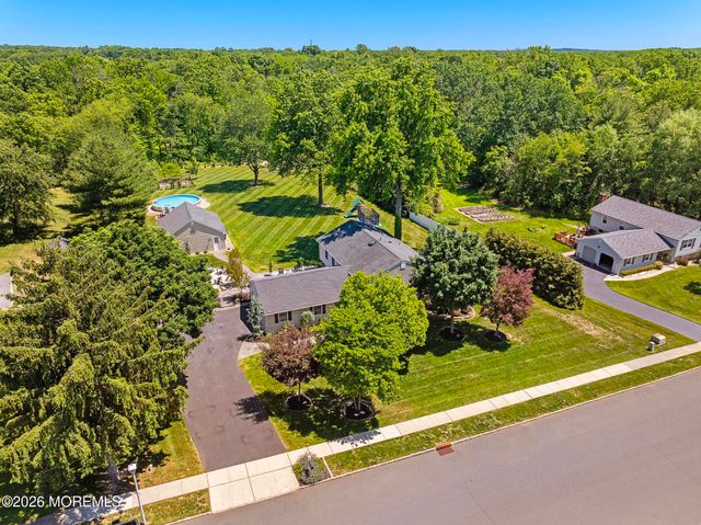 5 Forman Avenue, Monroe, NJ 08831