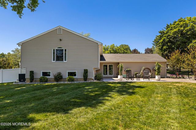 5 Forman Avenue, Monroe, NJ 08831