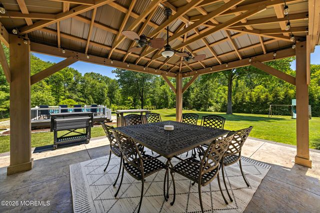 5 Forman Avenue, Monroe, NJ 08831